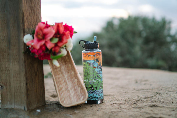 Swellone - 20oz Water Bottle - Lost Island - Epic Gear for epic people!
